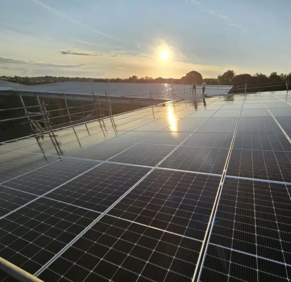 Commercial Solar Panels Installation for Businesses in Chesterfield​